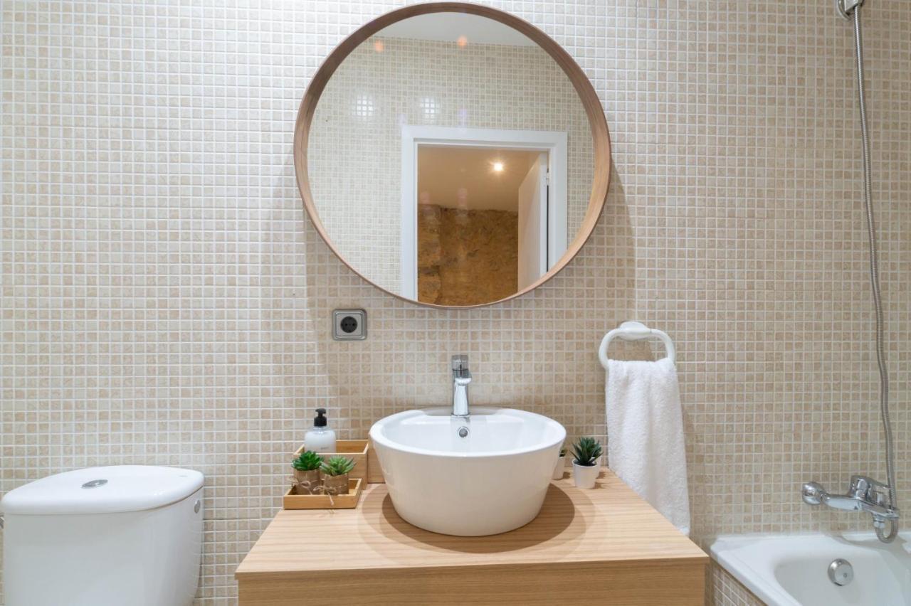 Terra Boutique Apartment Girona Ngoại thất bức ảnh